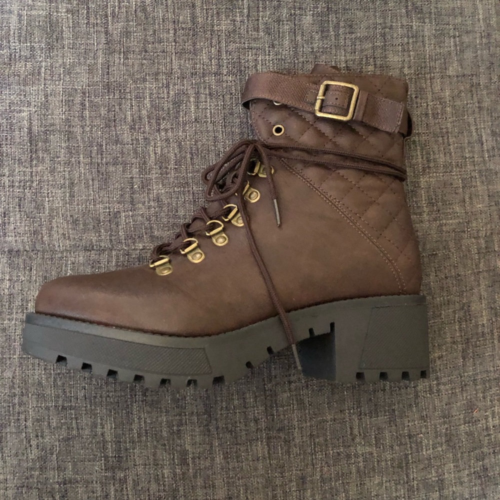 Platform Utility Boots